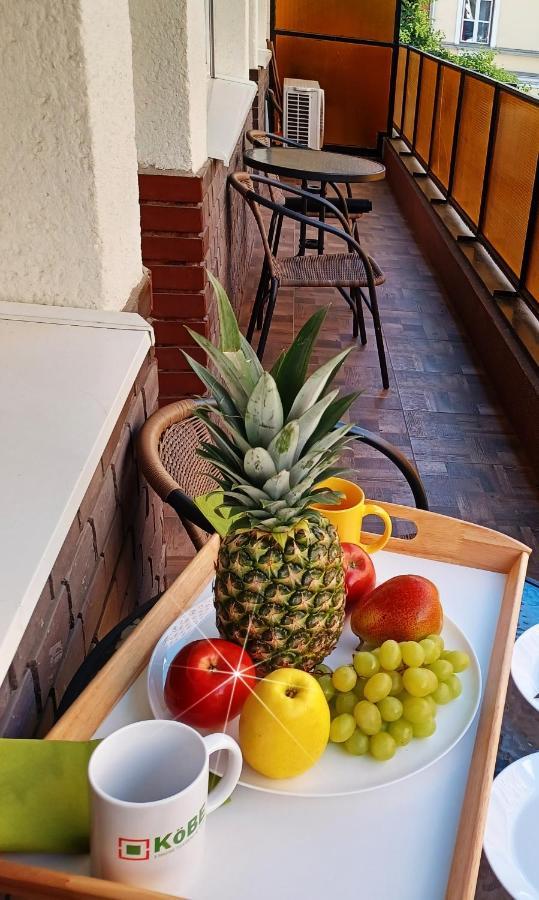 Corner Apartment, Budapest